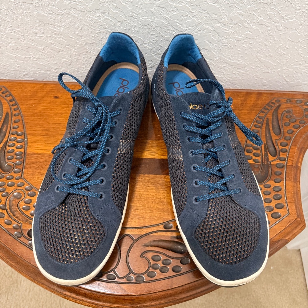 Plae Navy Mesh Sneakers – Size 12‎ | Excellent Condition